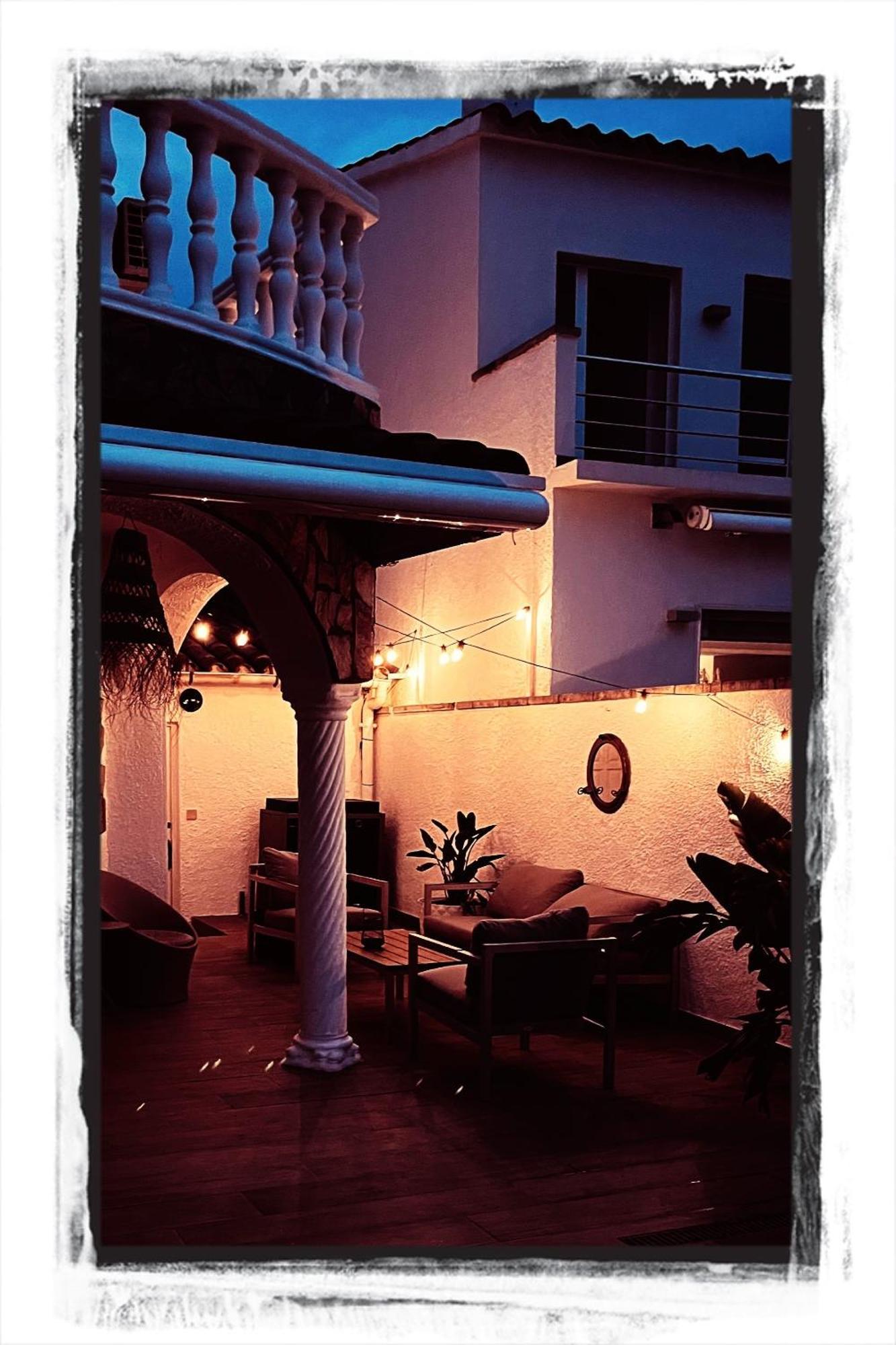 Casa Serenity Au Canal Avec Piscine Et Amarre Villa *