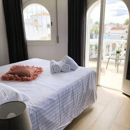 Casa Serenity Au Canal Avec Piscine Et Amarre Empuriabrava Buitenkant foto